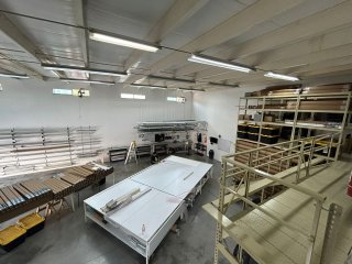 Fábrica de persianas y cortinas con ventas consolidadas y potencial de crecimiento